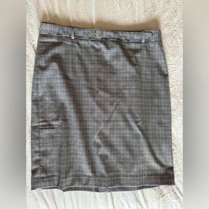 Banana Republic Black and white plaid pencil skirt.